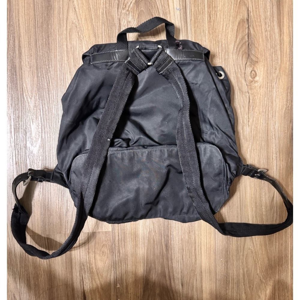 PRADA Vintage Black Tessuto Nylon Backpack Medium Triangle Logo Bag Italy 31 - Picture 10 of 16